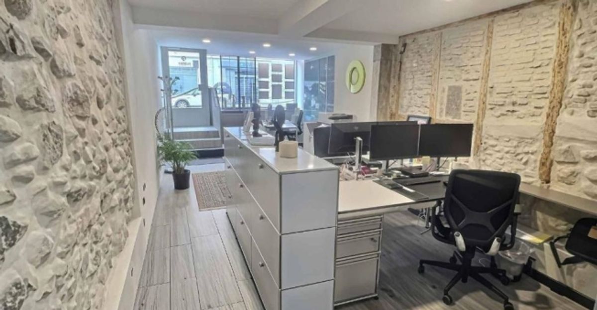 VOTRE BUREAU AU CŒUR DE ROLLE - 1