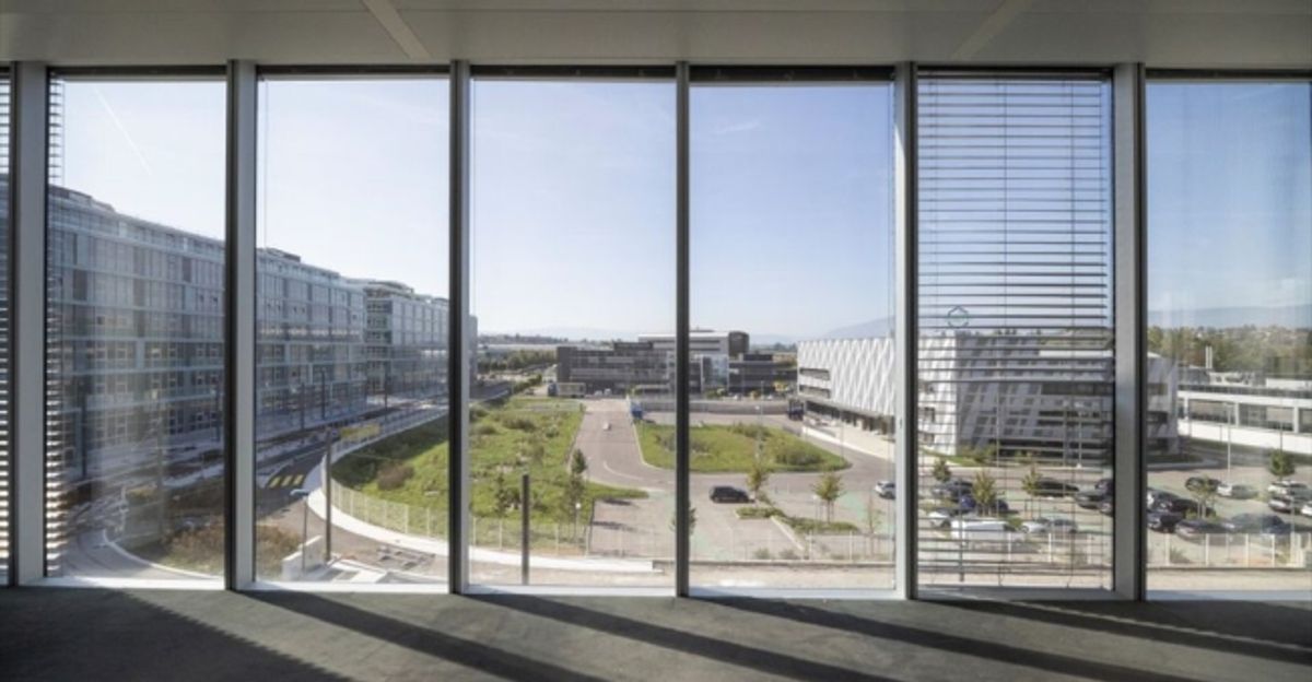 Un espace moderne de 450 m² au coeur de Plan-les-Ouates - 0