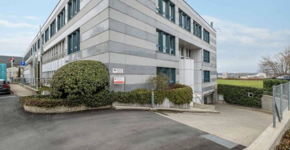 Bureaux de 164m2 - lumineux à proximité de l'aéroport et de la Place des Nations - 4