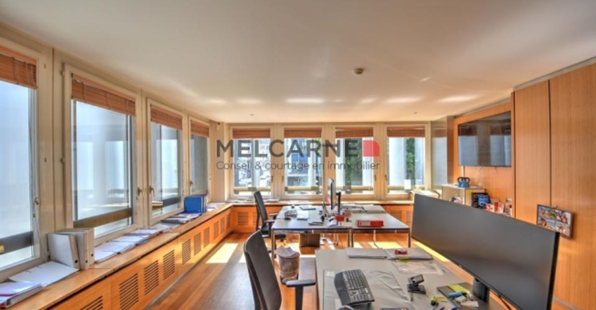 Bureaux à louer - Rue du Rhône - 150 m² - 1
