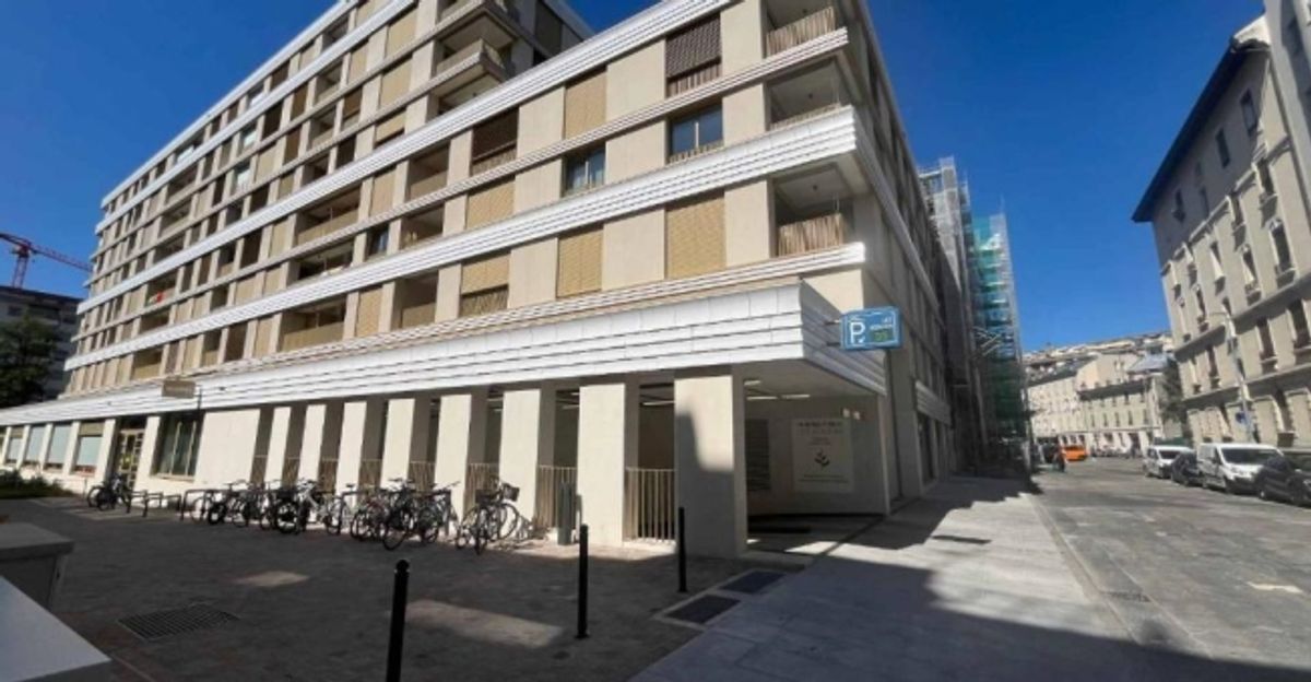 Arcade de 185 m2 - Projet neuf aux Acacias - 2