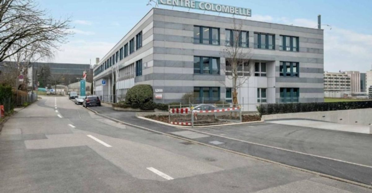 Bureaux de 78 m2 lumineux à proximité de l'aéroport et de la Place des Nations - 0