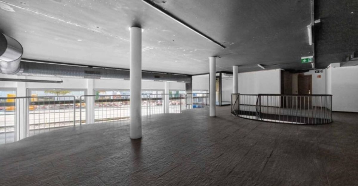 À louer ! Surface commerciale de 267m2 - 7