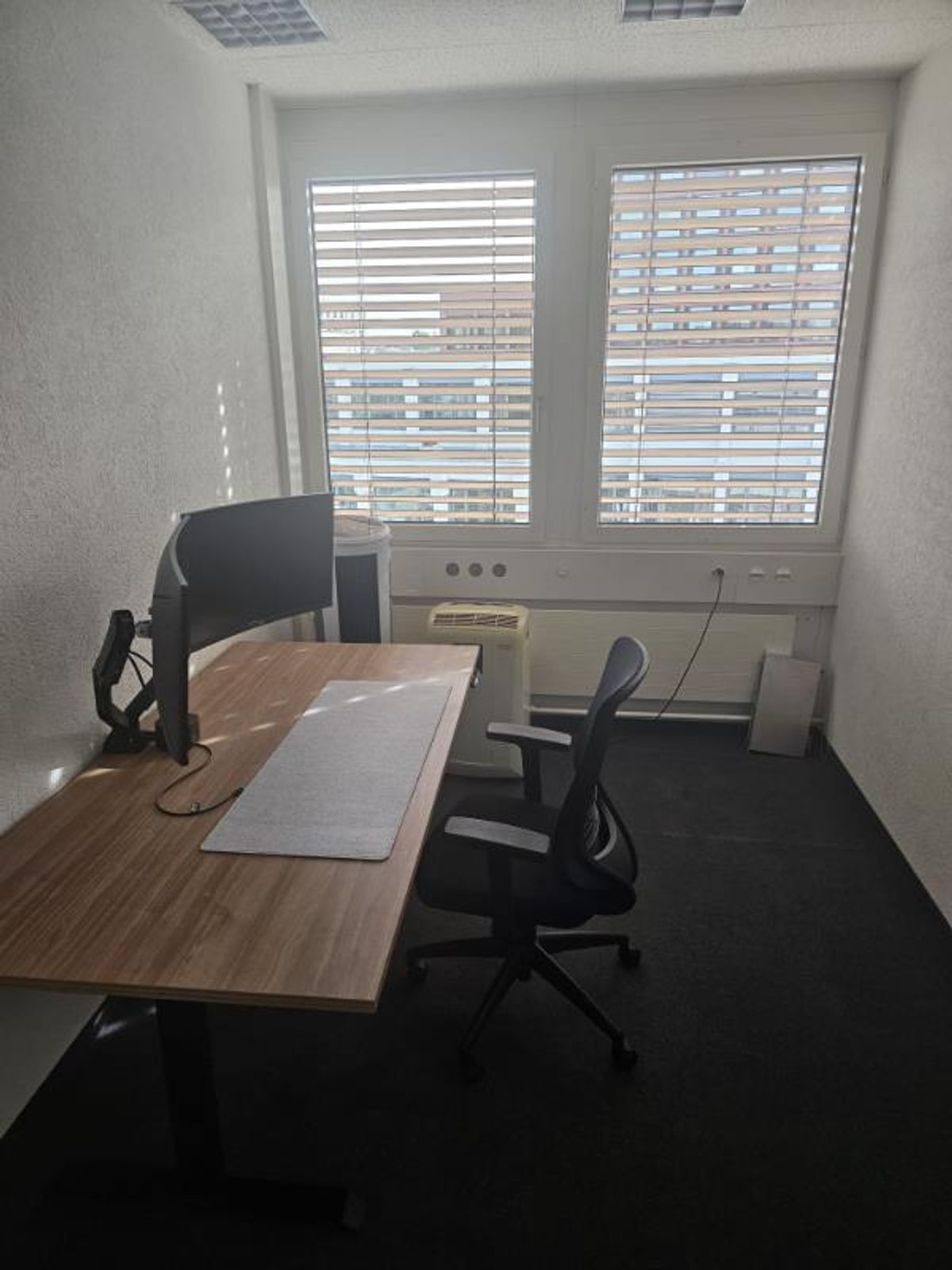Büro - 0