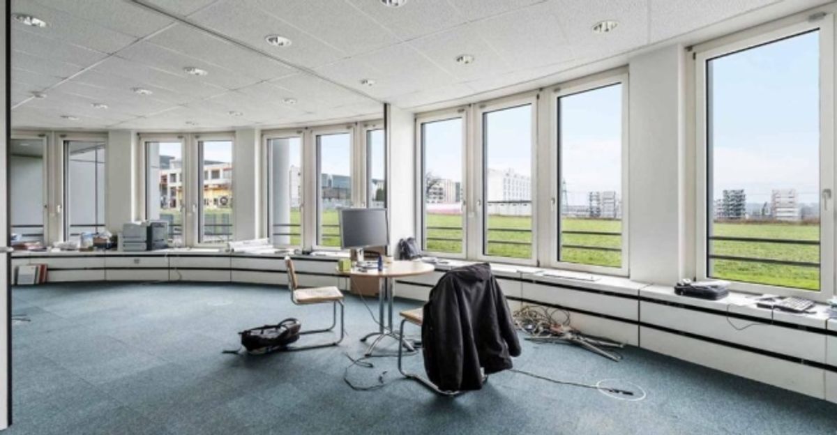 Bureaux de 73 m2 - lumineux à proximité de l'aéroport et de la Place des Nations - 4