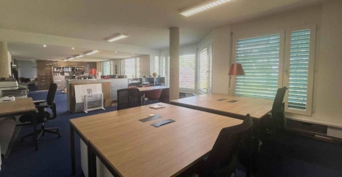 Bureaux administratifs meublés de 118 m² – Carouge - 1