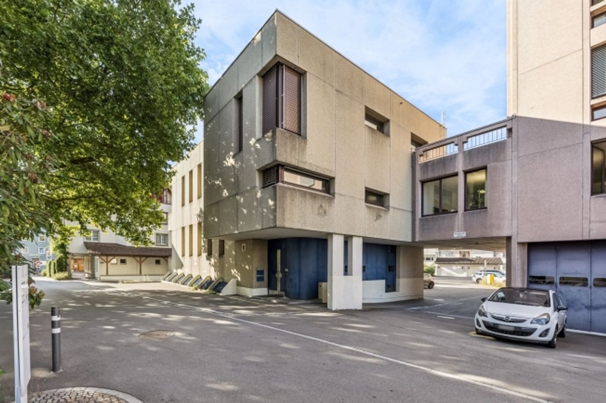 Helle Bürofläche im Zentrum von Flawil – 175m² bezugsbereit - 1