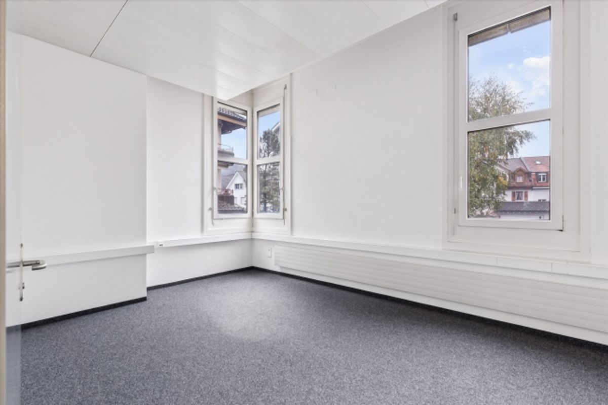 Helle Bürofläche im Zentrum von Flawil – 175m² bezugsbereit - 5