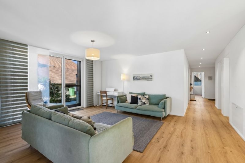 Zentral, ruhig und lichtdurchflutet - Ihr neues Zuhause im Herzen von Hettlingen - 4
