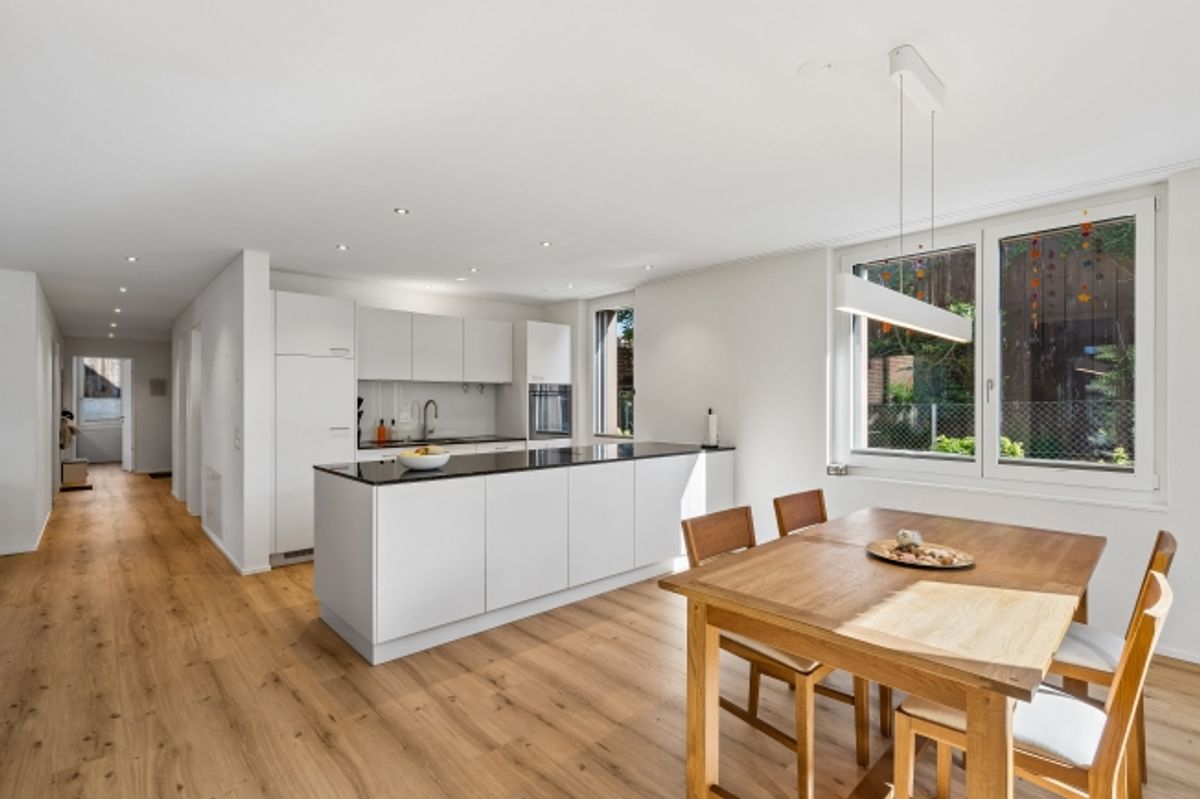 Zentral, ruhig und lichtdurchflutet - Ihr neues Zuhause im Herzen von Hettlingen - 5