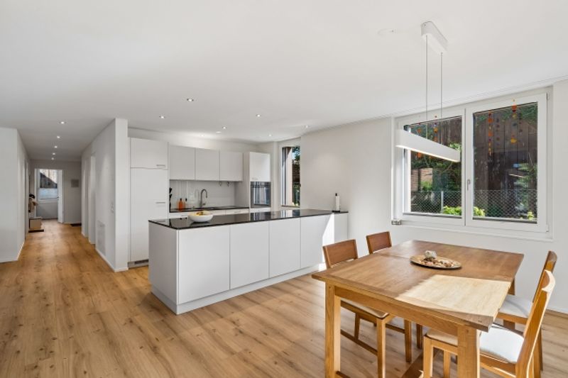 Zentral, ruhig und lichtdurchflutet - Ihr neues Zuhause im Herzen von Hettlingen - 6
