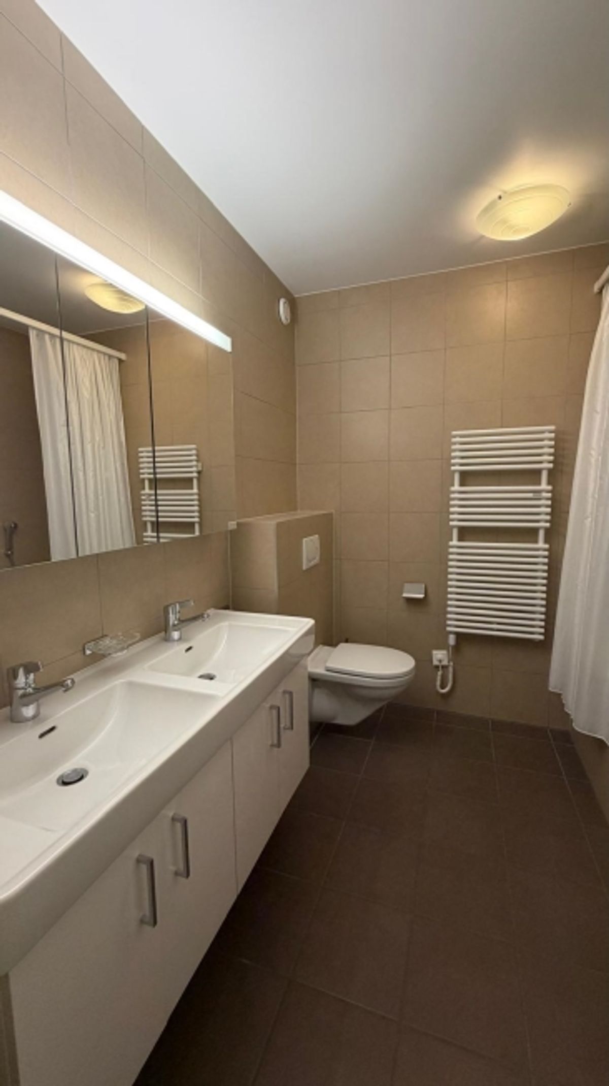 Bel appartement contemporain avec jardin - 2