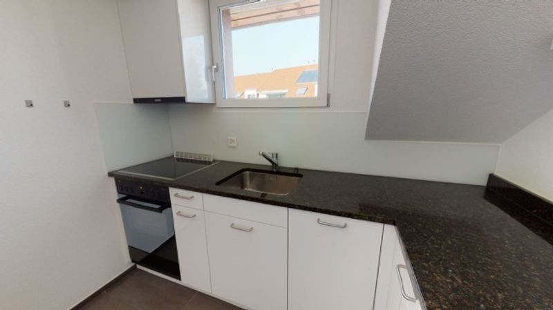 Schöne 2.5 Zimmer-Dachwohnung an guter Lage - 3