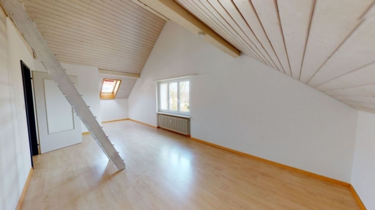 Schöne 2.5 Zimmer-Dachwohnung an guter Lage - 3