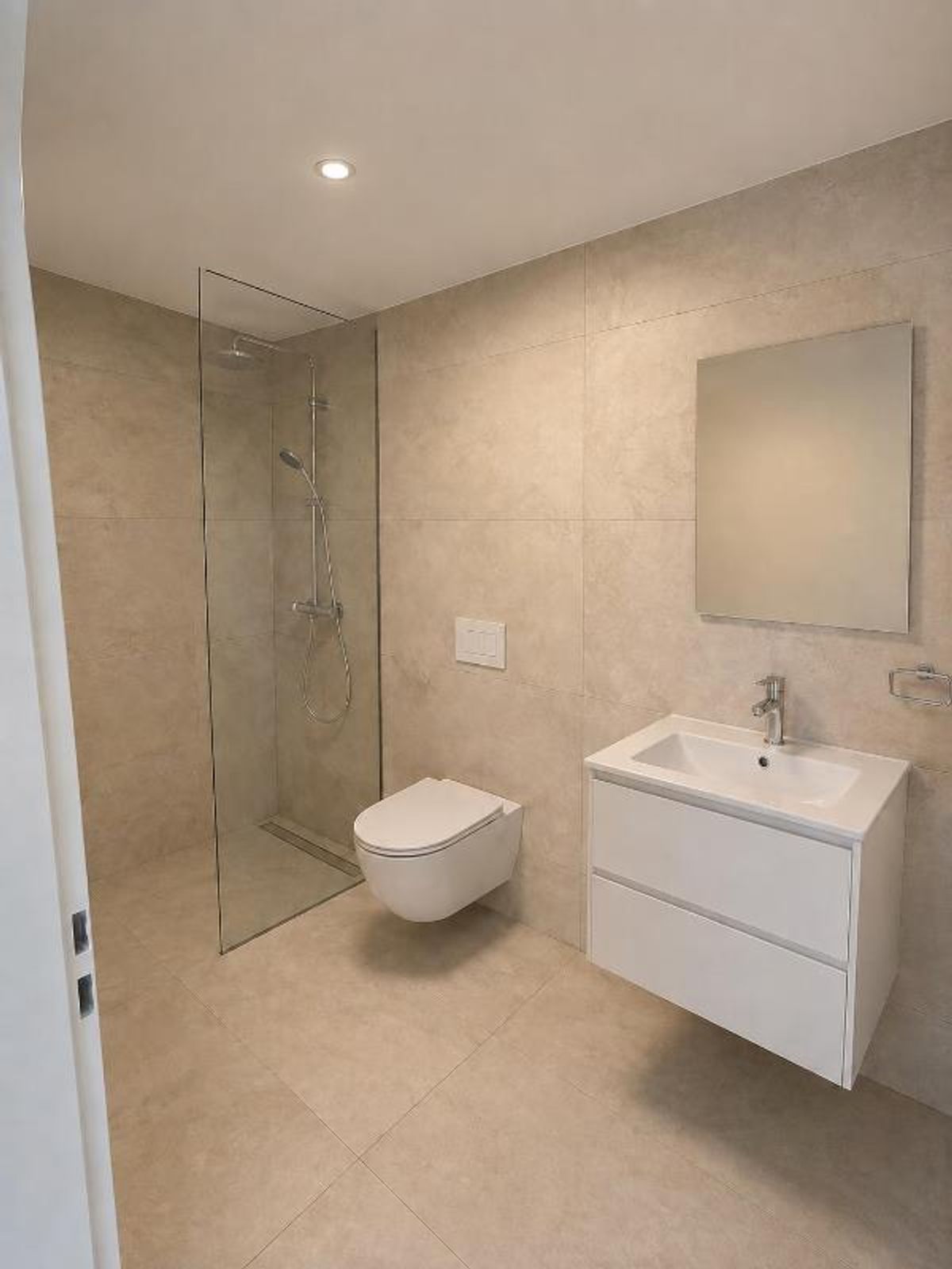 4.5 Zimmer Wohnung - 5