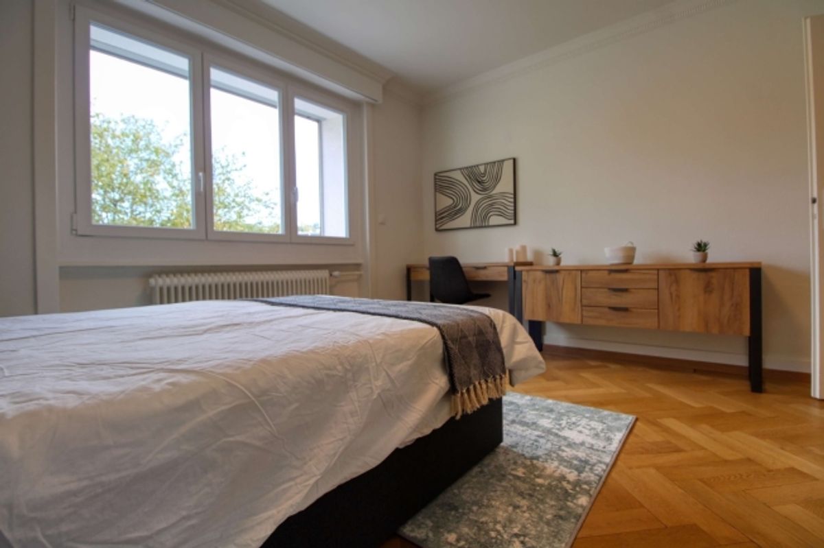 Modern Coliving with Green Surroundings and City Access in Lausanne-Béthusy - 3