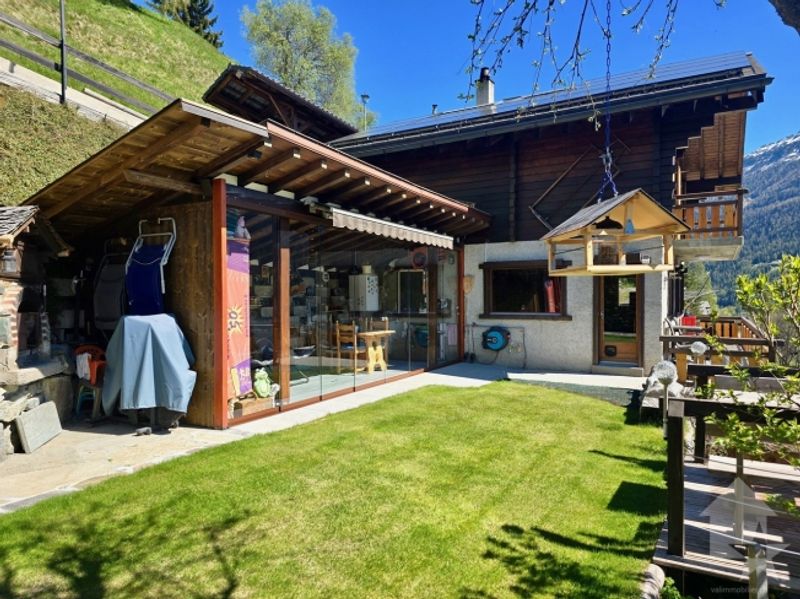 Wunderschönes Chalet mit 2 Aussenparkplätzen - 4