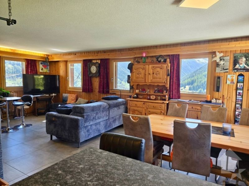 Wunderschönes Chalet mit 2 Aussenparkplätzen - 5
