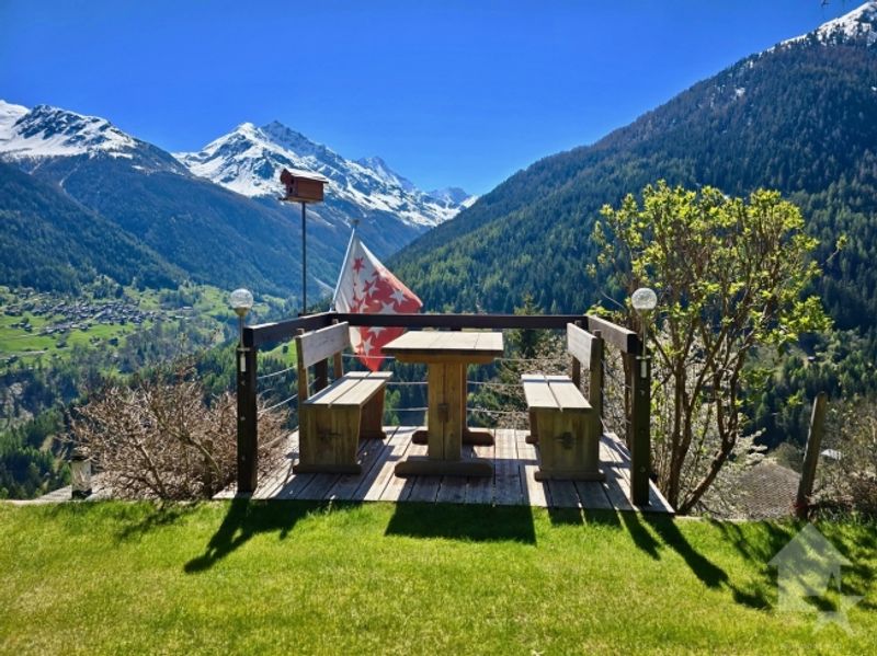 Wunderschönes Chalet mit 2 Aussenparkplätzen - 12