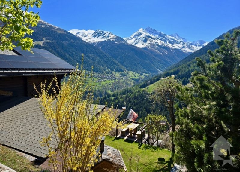 Wunderschönes Chalet mit 2 Aussenparkplätzen - 14