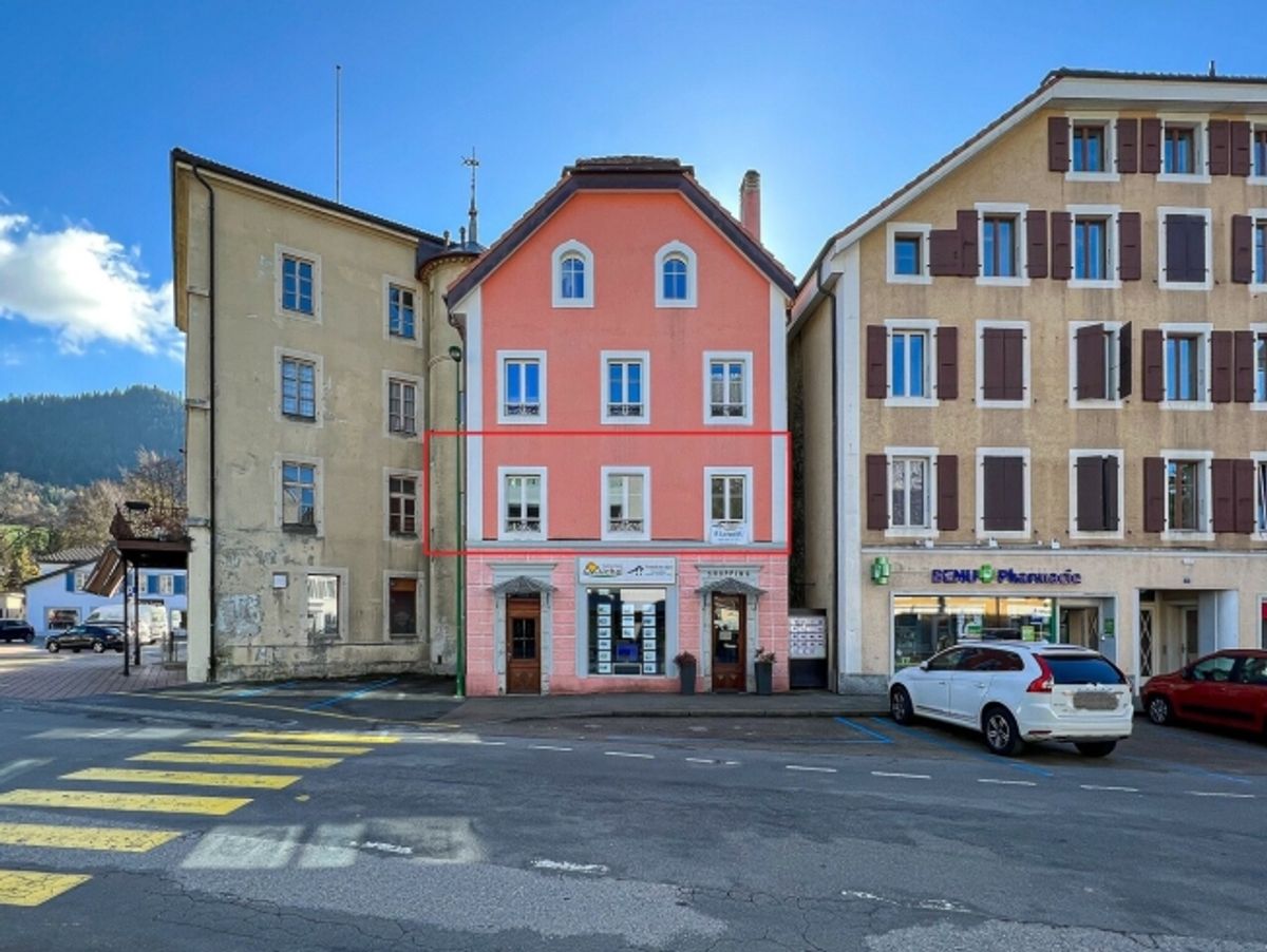 3-Zimmer-Wohnung mit grosser Terrasse von ca. 25 m2 - 0