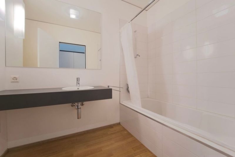 Exklusives möbliertes Loft nur einen Steinwurf von der Universität in Lugano entfernt - 7