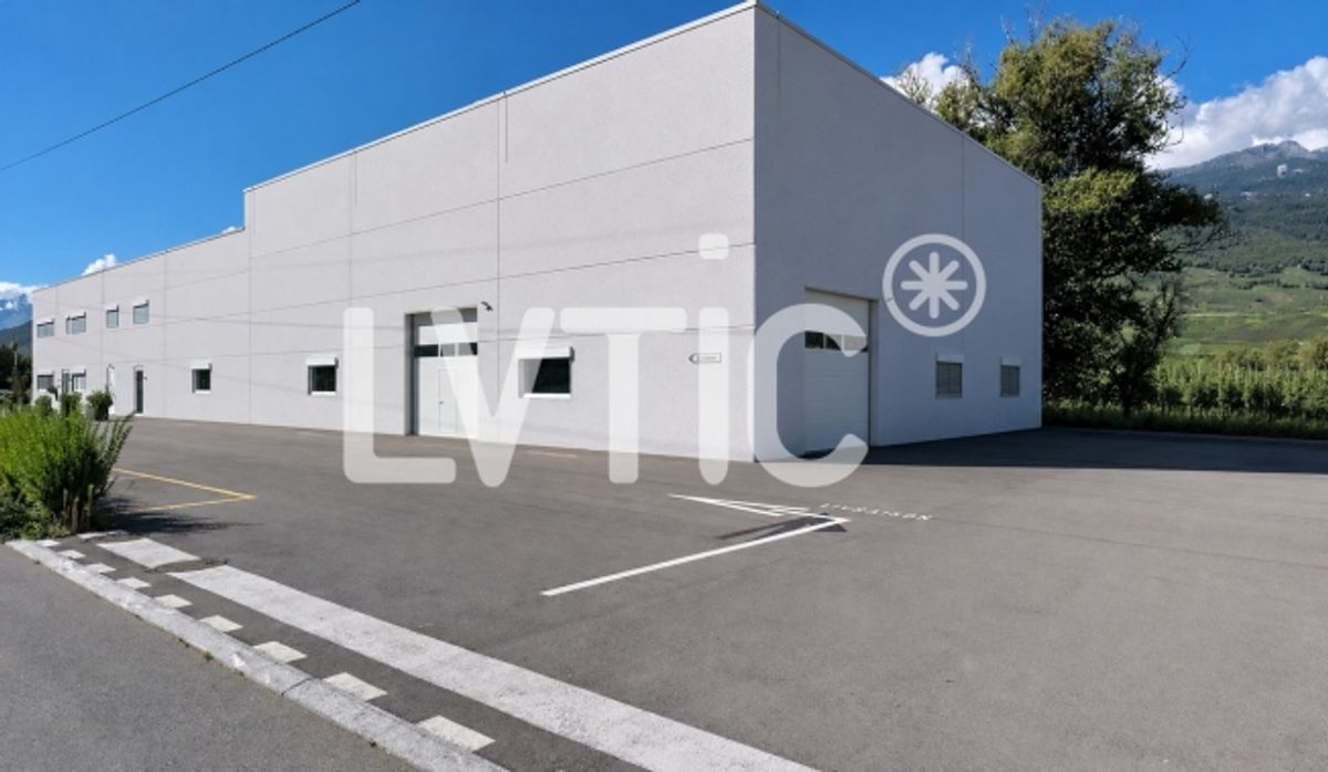 Industriegebäude von 1560 m2 zu vermieten in Sierre - 1