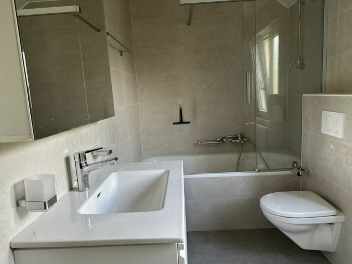 Bevaix – Schönes renoviertes 3-Zimmer-Apartment mit Balkon - 3