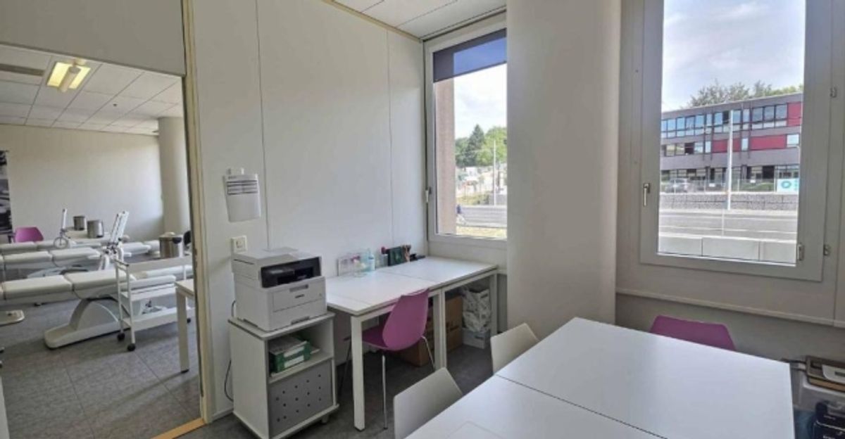 Agréables bureaux lumineux d'environ 115 m2 - 2