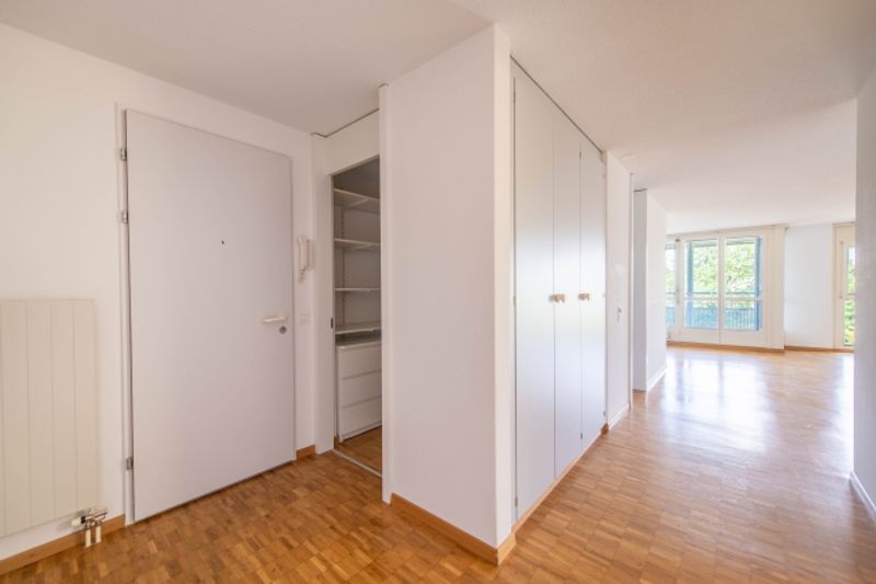 Grosszügig, im Grünen und mit eigener Waschküche & grossem Balkon! - 7