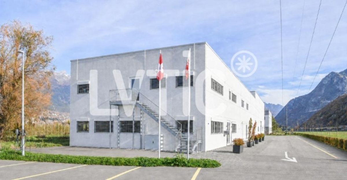 Bureaux, laboratoire, showroom de 620 m2 div. à louer à Sierre - 8