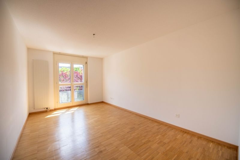 Grosszügig, im Grünen und mit eigener Waschküche & grossem Balkon! - 10