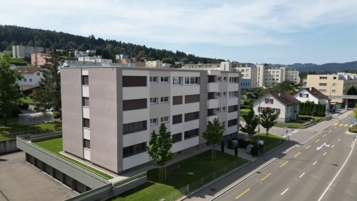 MODERNE 4.5 Zimmer-Wohnung - 8