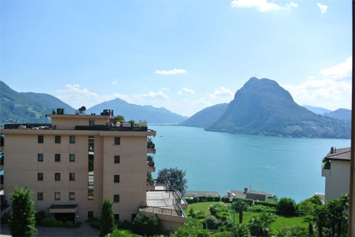 Castagnola - 2.5 Zimmer Wohnung mit atemberaubender Aussicht - 1