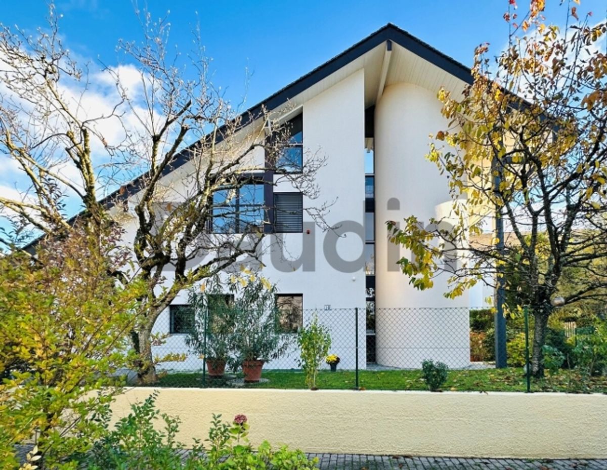 Wunderschöne 6-Zimmer-Architektenvilla in ruhiger Wohnlage - 0
