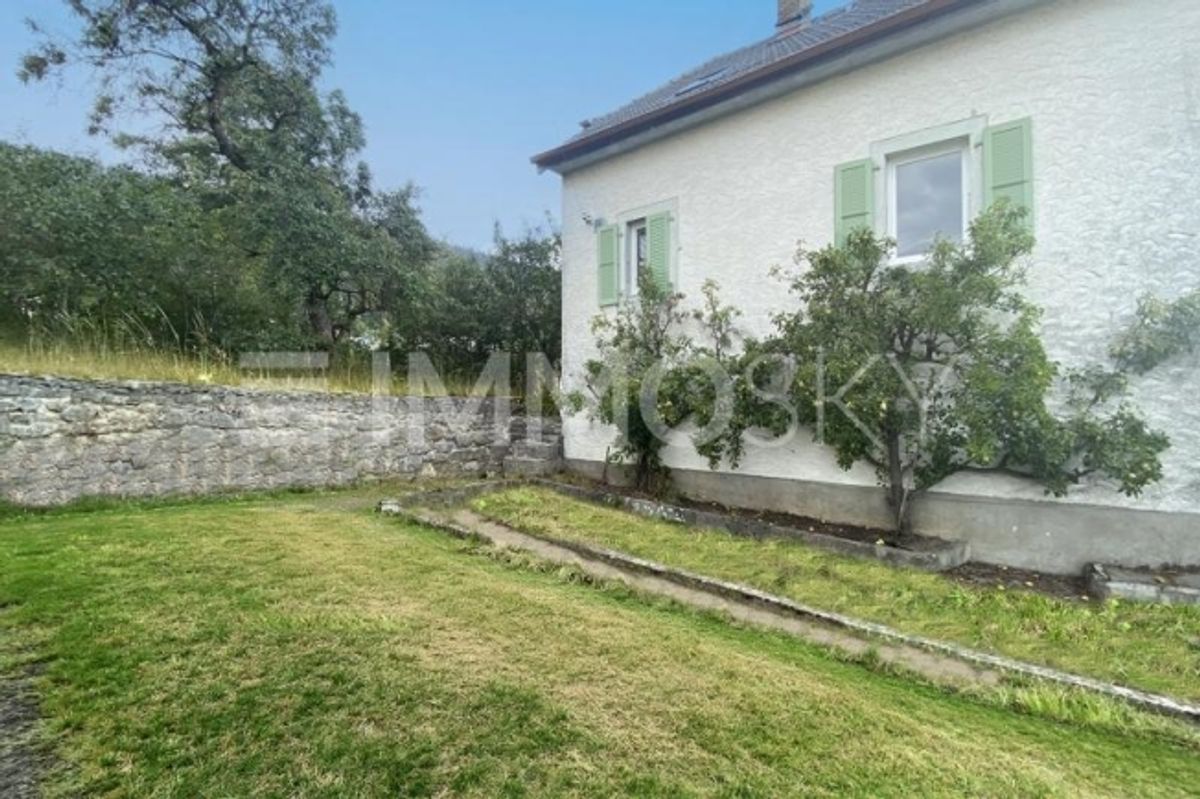 Frisch renoviertes Familienhaus in Chézard-Saint-Martin - 1