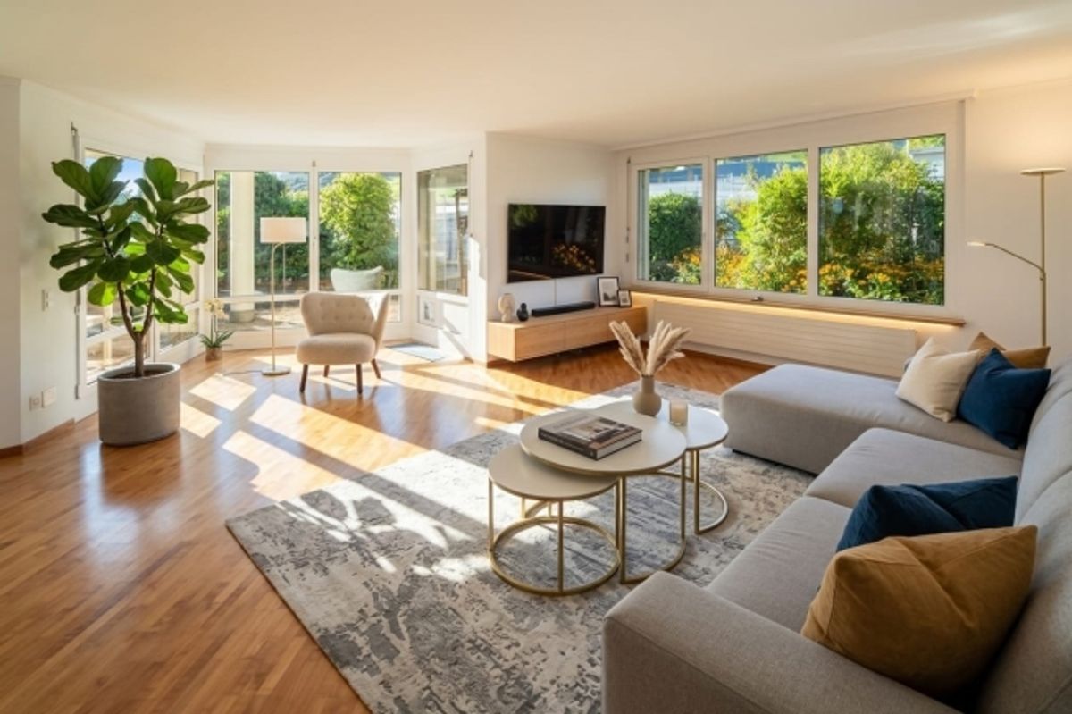 5.5 Zimmer Attikawohnung mit 550 m² Gartenterrasse, ein Traum - 0