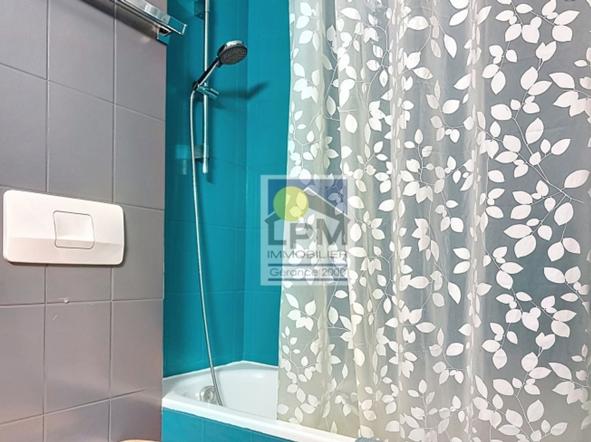 Geräumige 2.5p (59,3m2) in einem luxuriösen Gebäude (Sauna, Pool) - 12