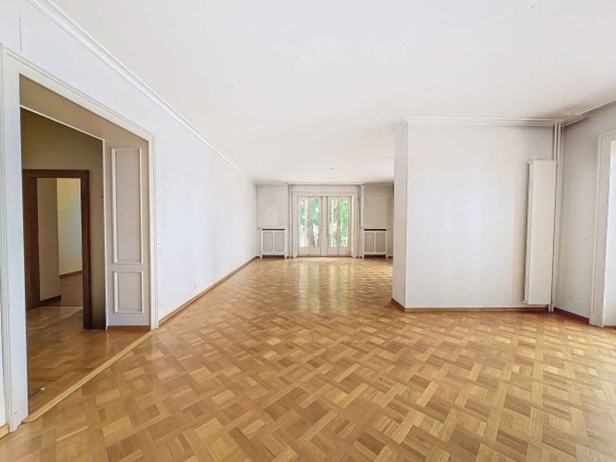 Prächtige 5,5-Zimmer-Wohnung direkt am Wasser Repräsentative Residenz - 1