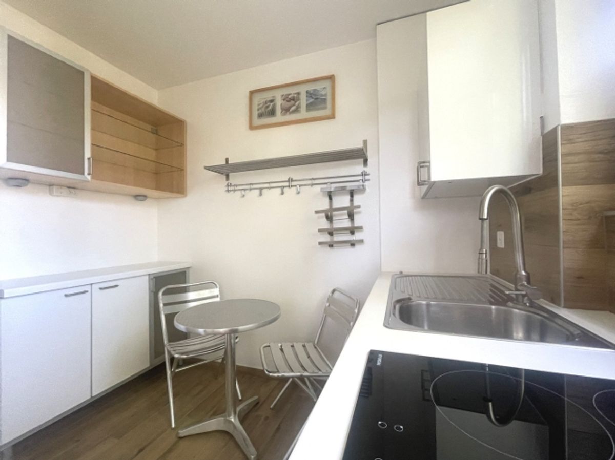 2.5-Zimmer-Wohnung möbliert 50 m2 – renoviert - 7