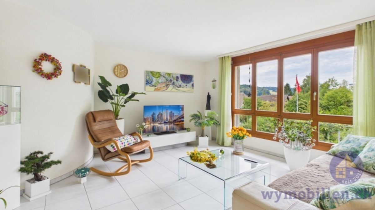 Wohnen mit Feriengefühl – 3.5-Zimmer-Wohnung mit verglastem Balkon - 4