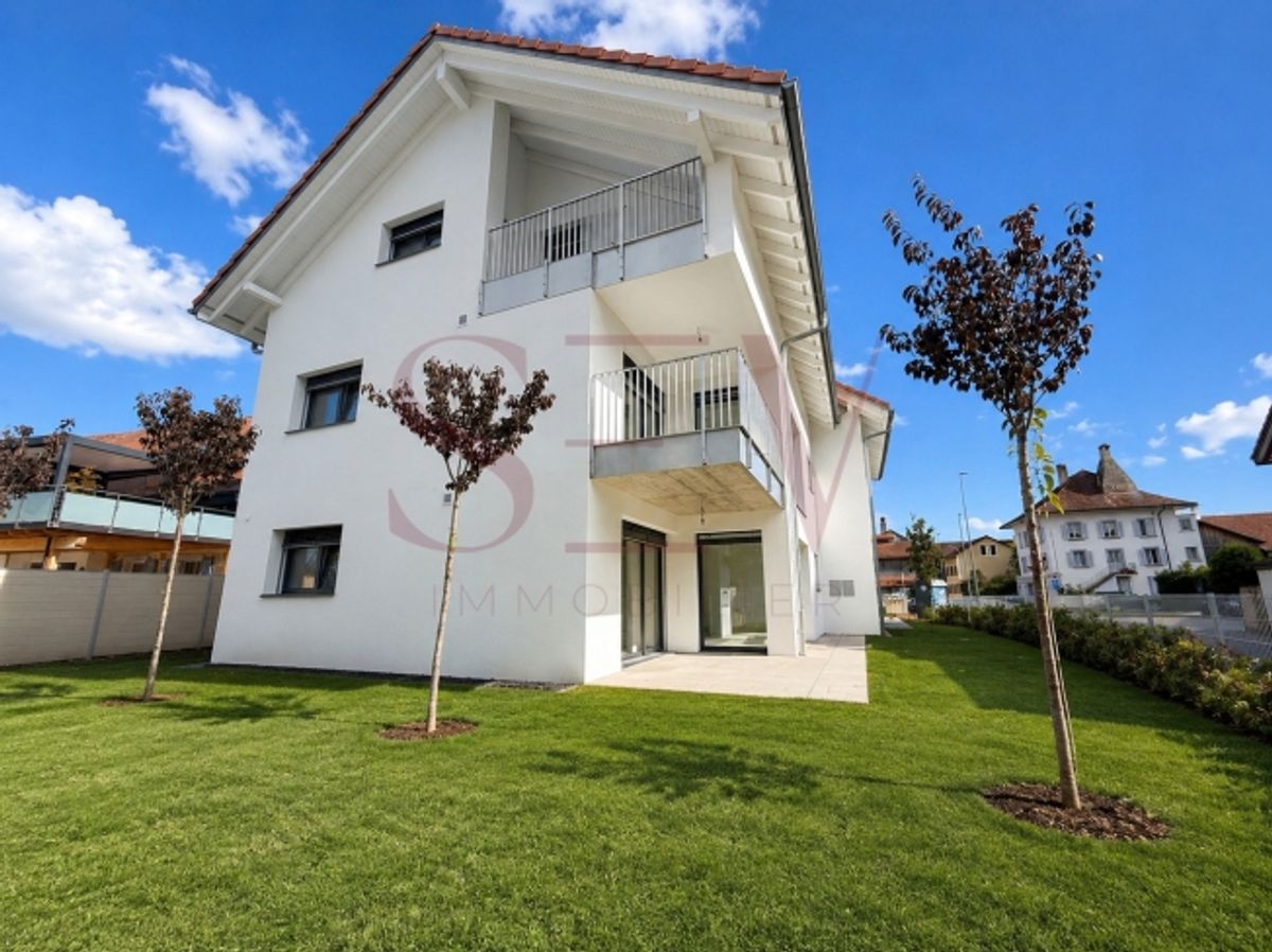 OFFENE TÜR, Wunderschöne 3.5-Zimmer-Neubauwohnung mit Terrasse & Garten - 0