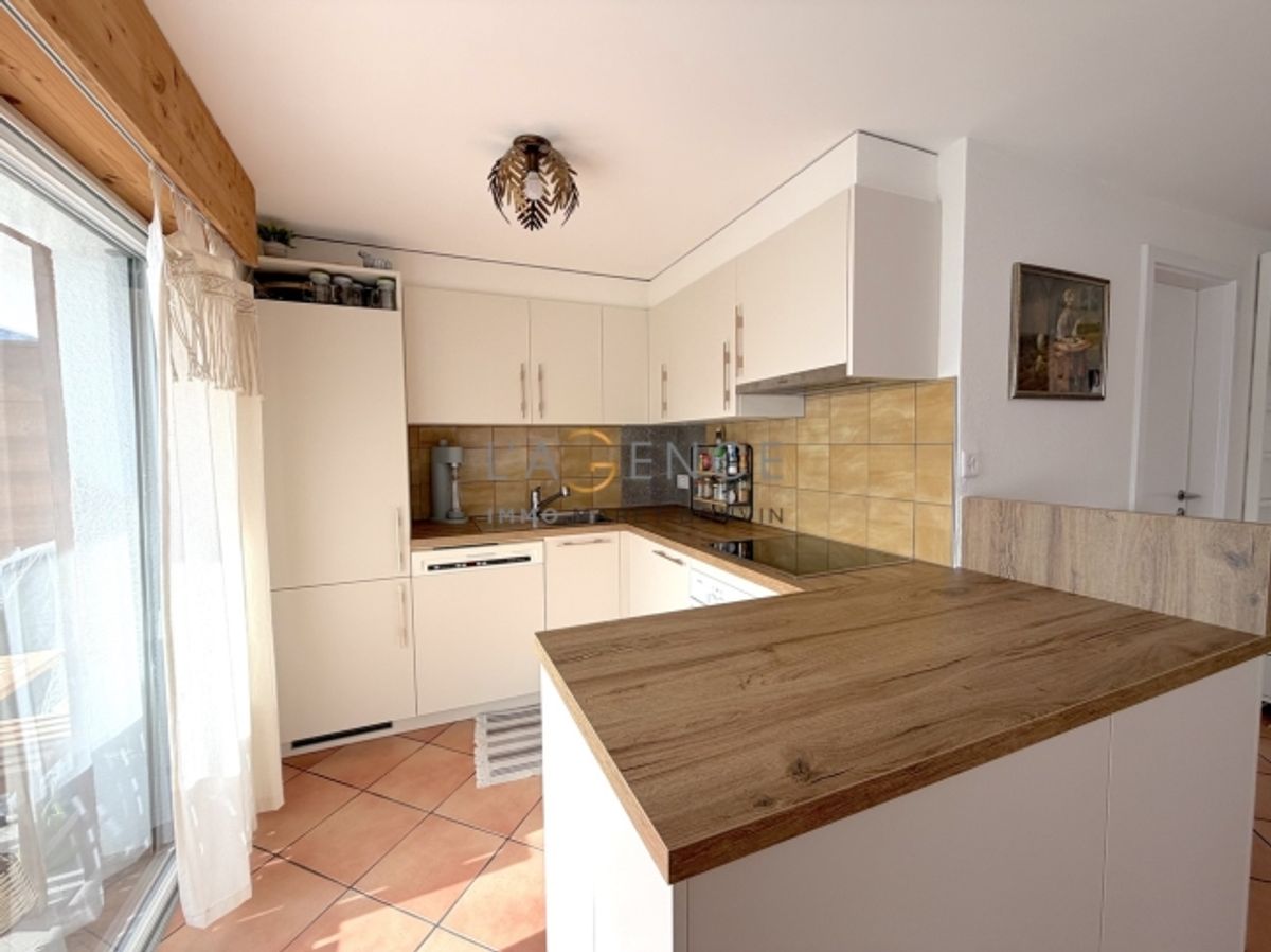 4,5-ZIMMIGES APARTMENT MIT 9 M2 GRÜNEM BALKON - 2