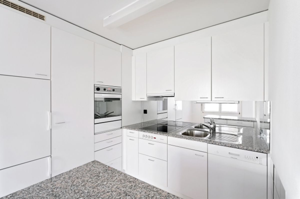 Helle Wohnung in schöner grüner Überbauung - 2