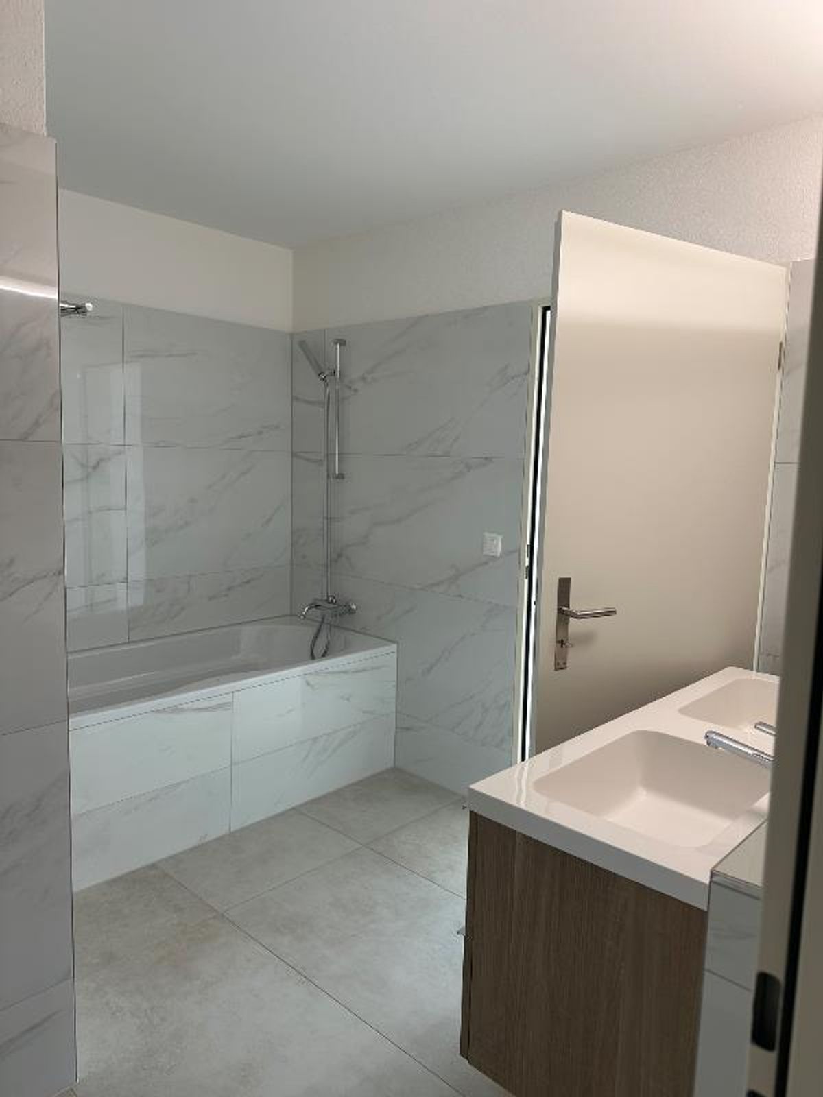2.5 Zimmer Wohnung - 4