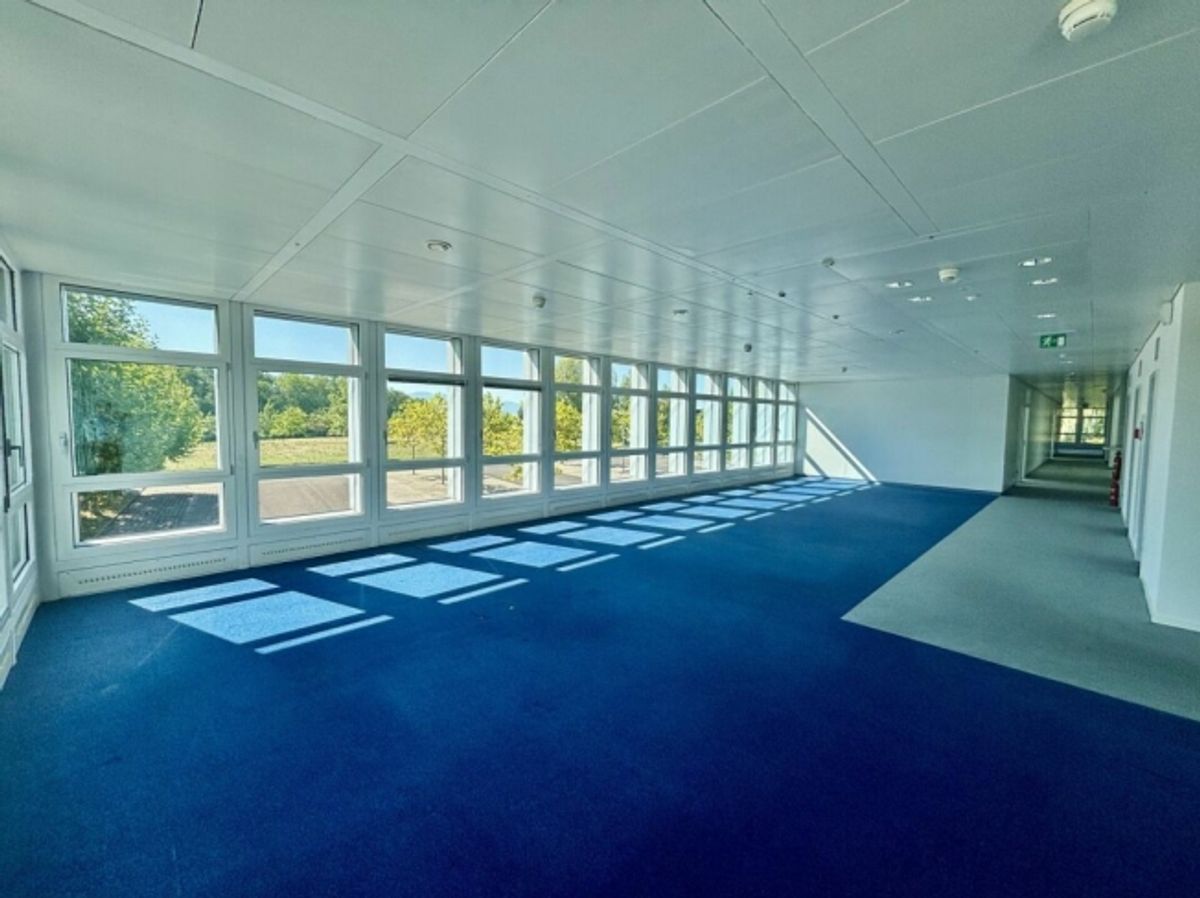 Etoy Vaud bureaux à louer proche gare CFF - 1