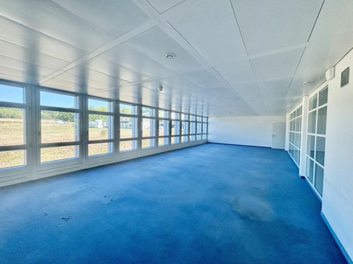 Etoy Vaud bureaux à louer proche gare CFF - 5