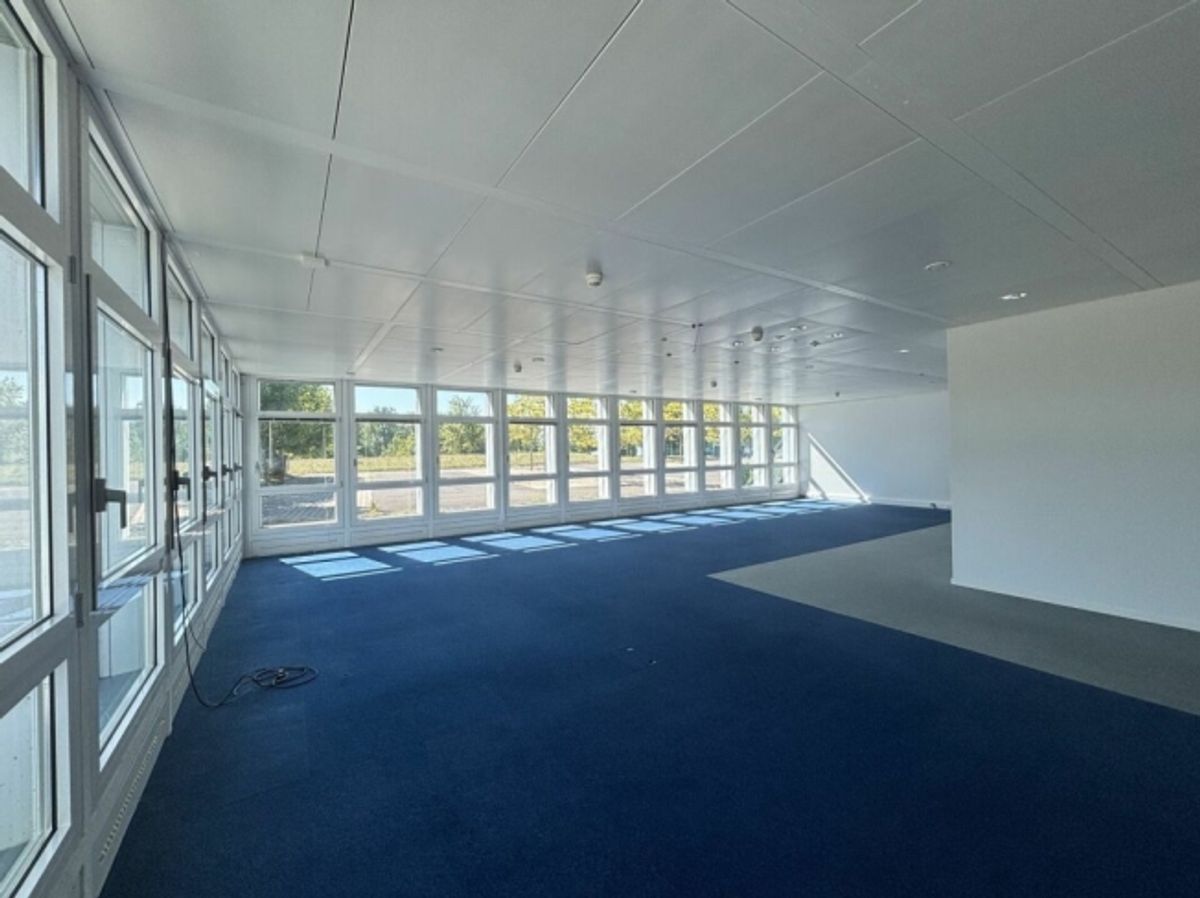 Etoy Vaud bureaux à louer proche gare CFF - 7