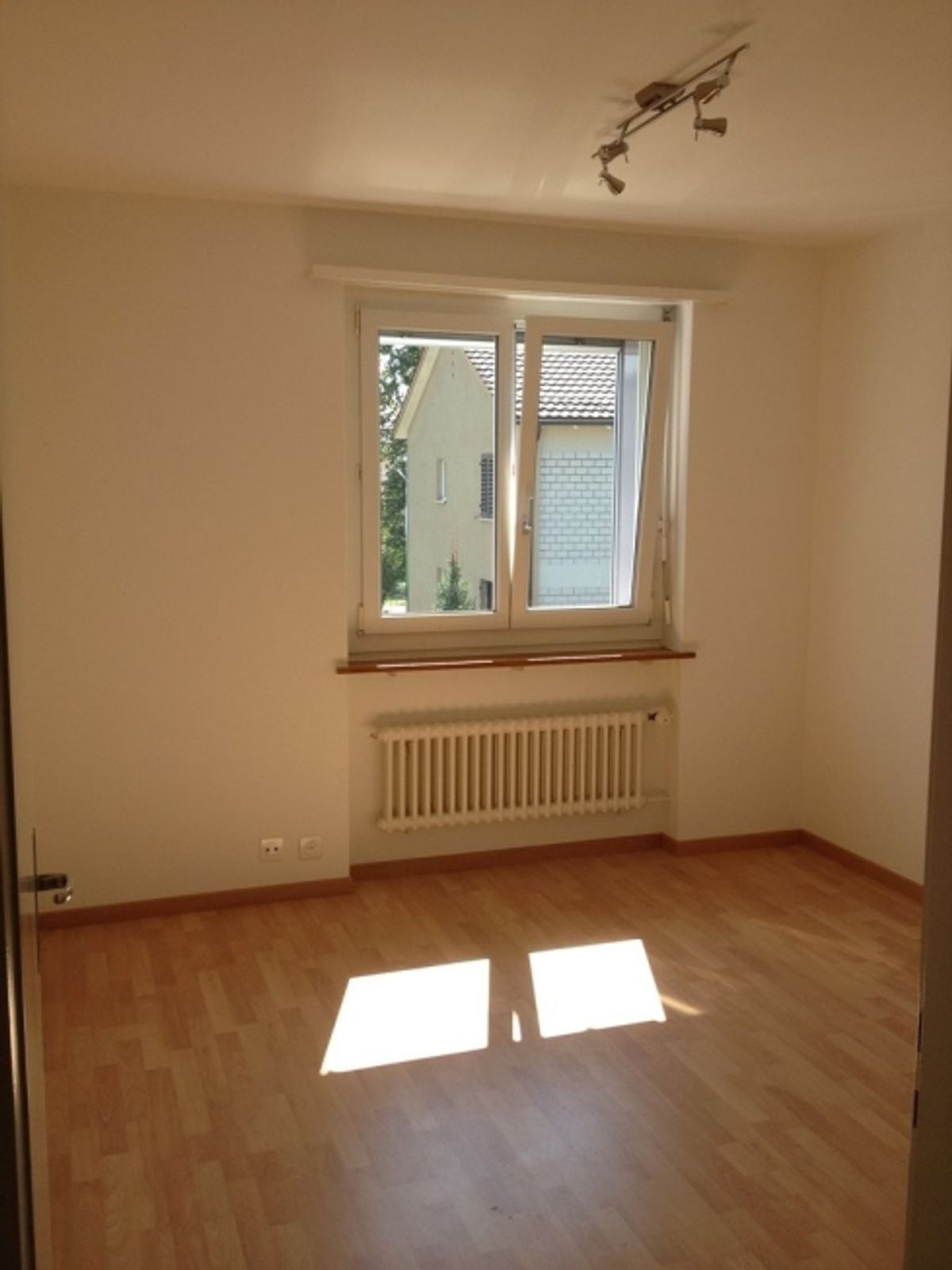 Besichtigen - Einziehen - Wohlfühlen - 2