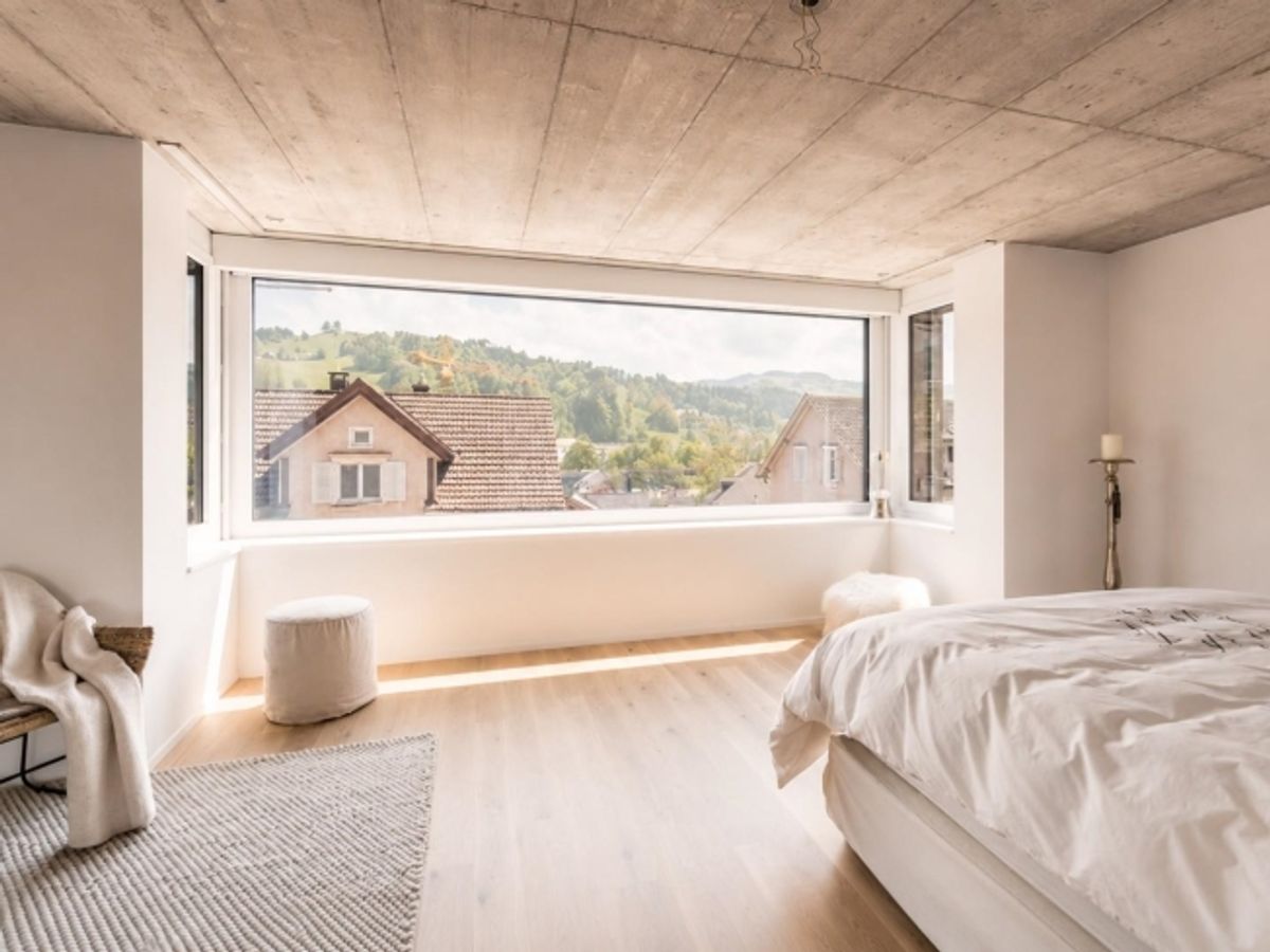 Grosszügige Wohnung an zentraler Lage - 2